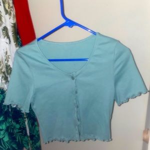 Hollister, cropped scrunch short sleeve button up top, blue/green